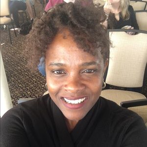 Meet your Posher, Charvetta